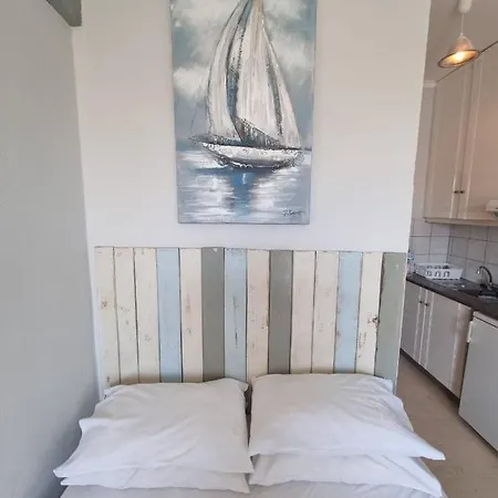 דירה Mastora Seaside אליקס