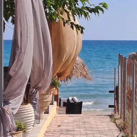 Mastora Seaside